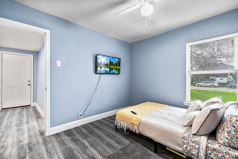 Photo of Bedroom in South Dallas - Fair Park