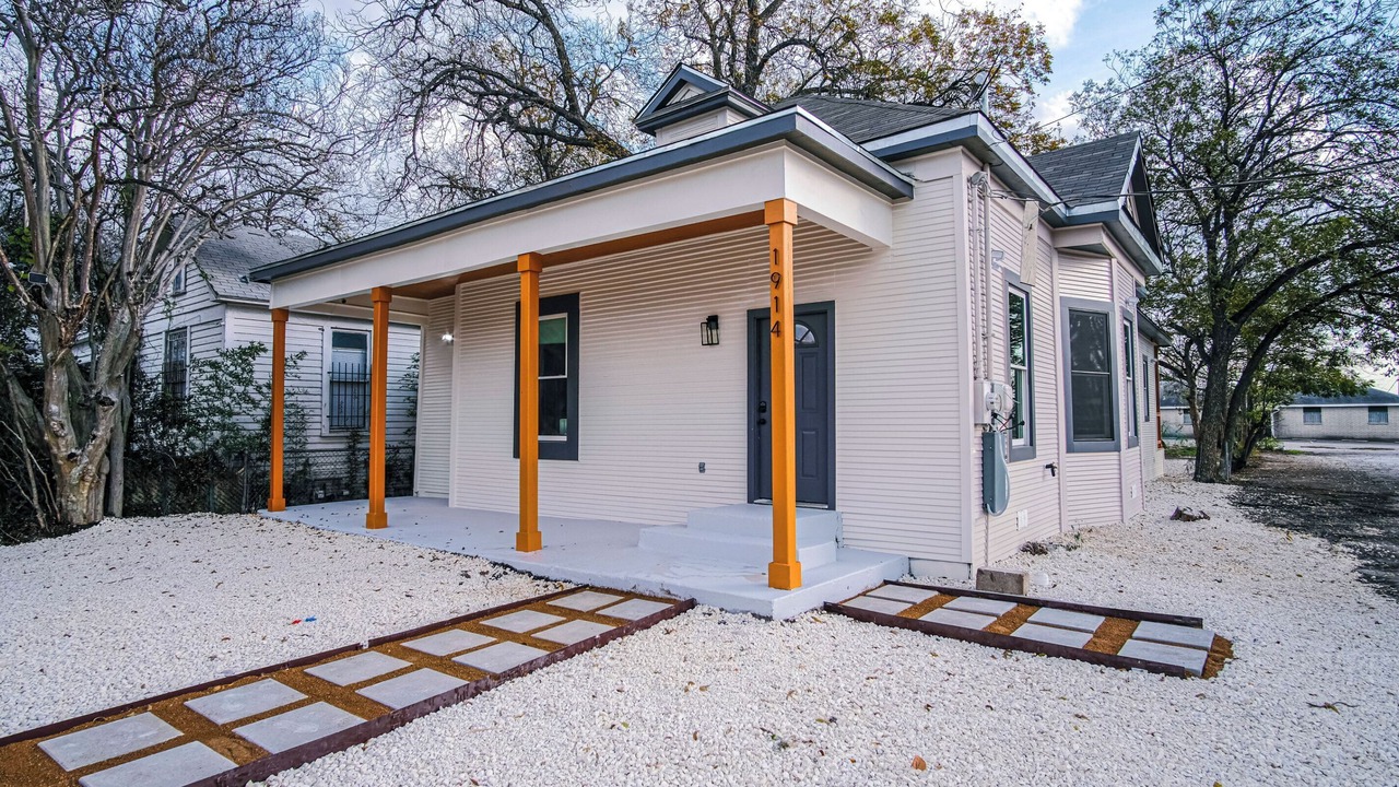 Photo of Outdoor in Near East Side