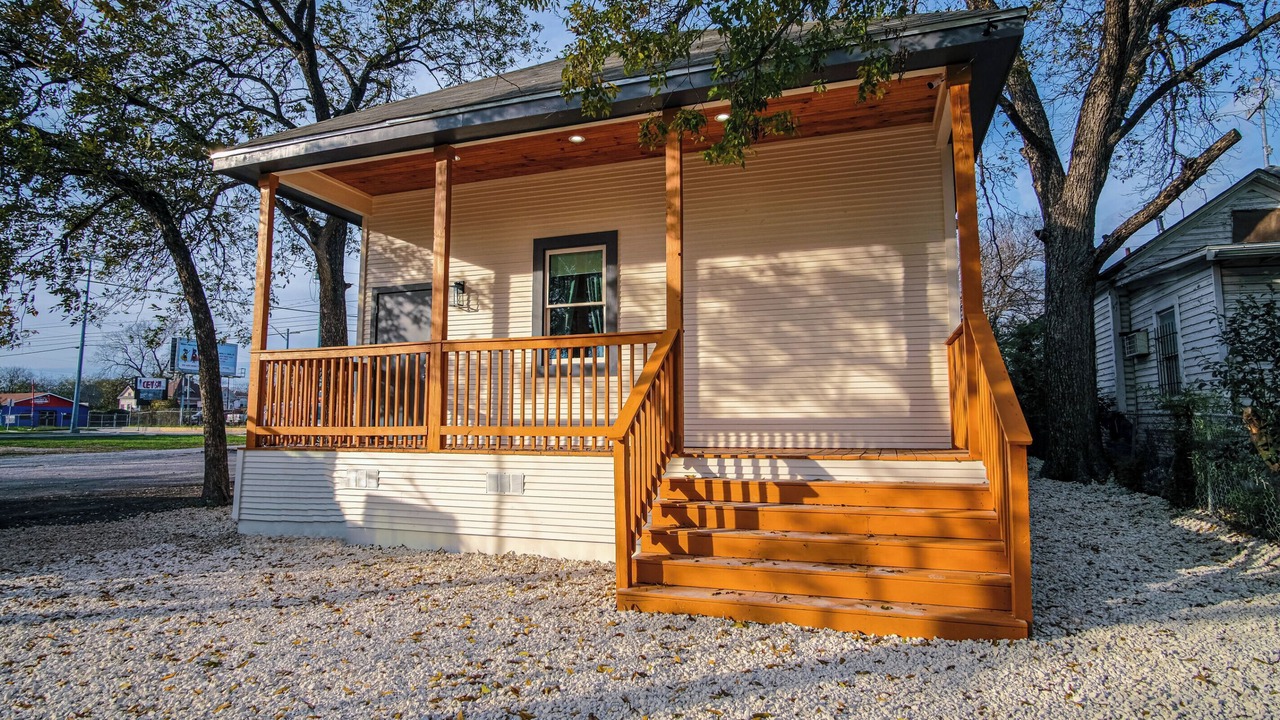 Photo of Patio Balcony in Near East Side