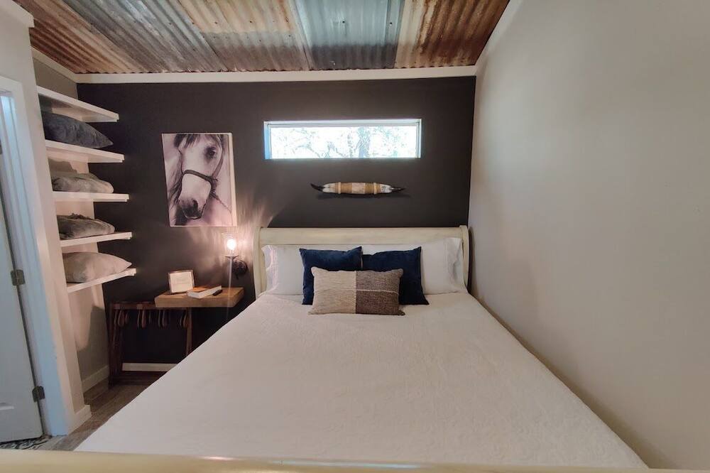 Photo of Bedroom in Johnson City