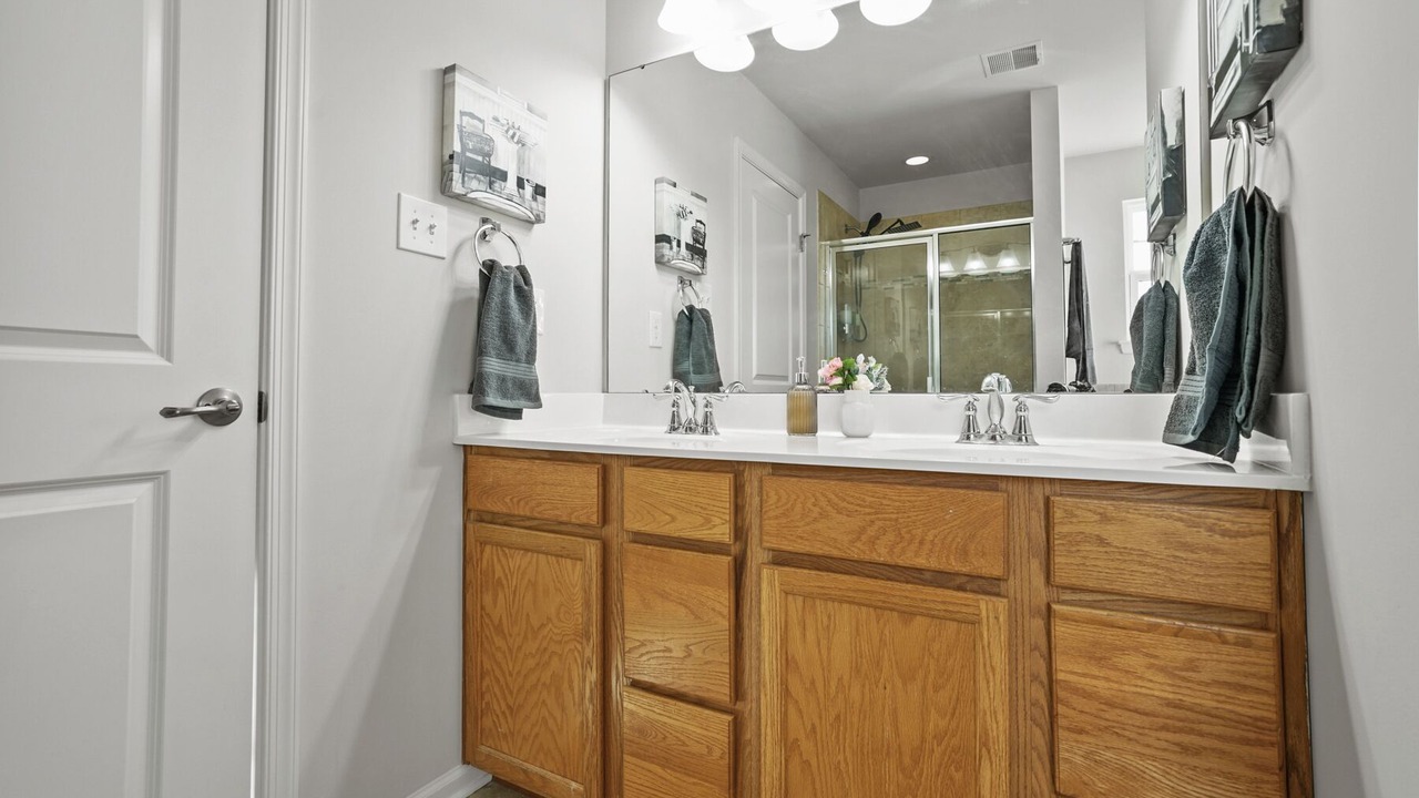 Photo of Others in Palm