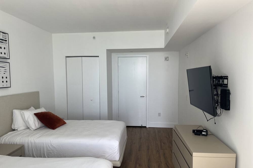 Photo of Bedroom in Hollywood