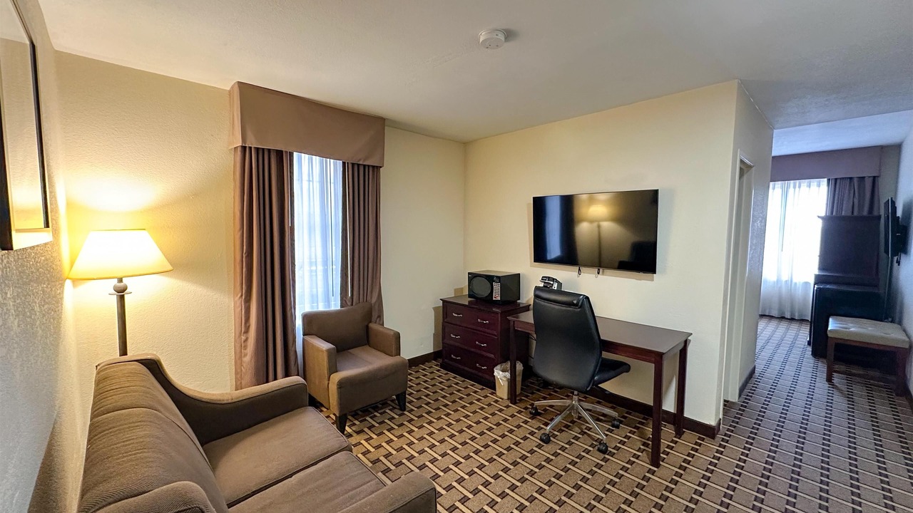 Photo of Bedroom in Overland Park