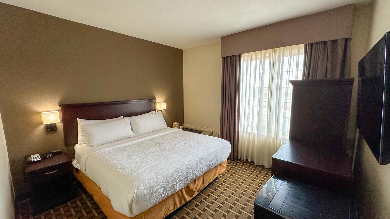 Photo of Bedroom in Overland Park