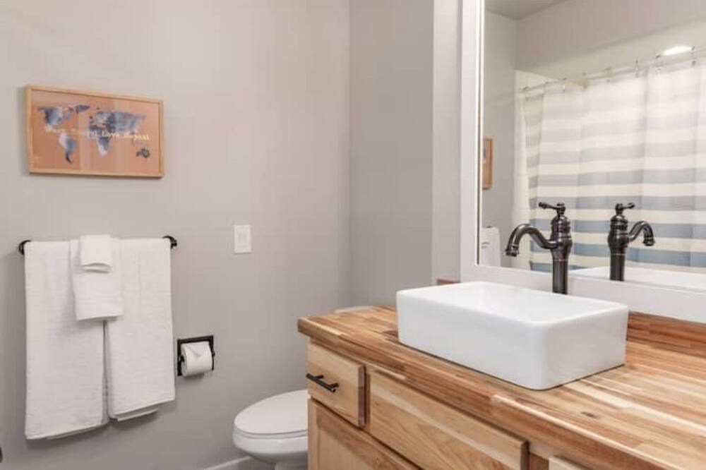 Photo of Bathroom in Medical Lake