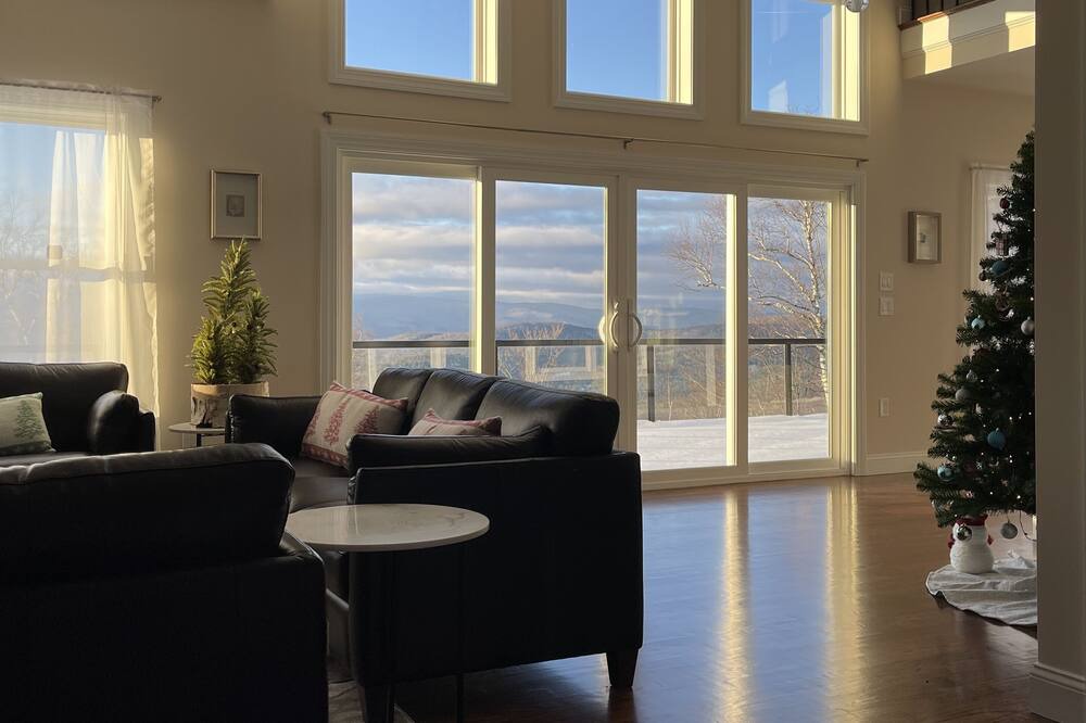 Photo of Bedroom in Campton