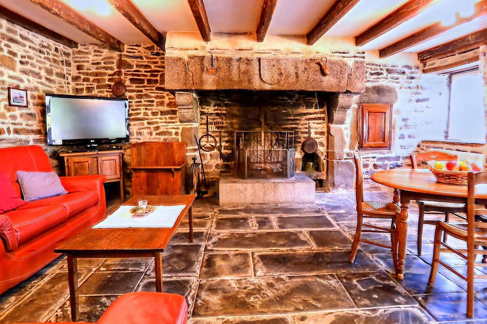 Photo of Livingroom in Montaigu-les-Bois