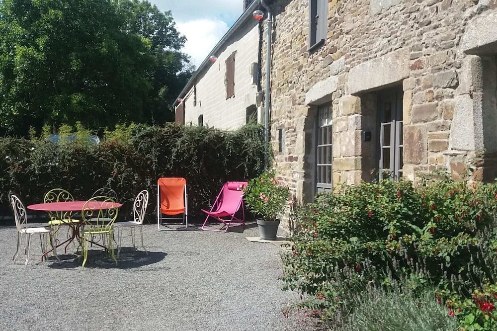 Photo of Outdoor in Montaigu-les-Bois