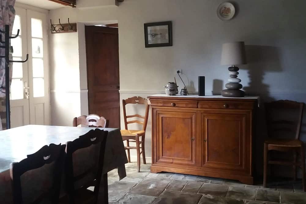 Photo of Livingroom in Montaigu-les-Bois