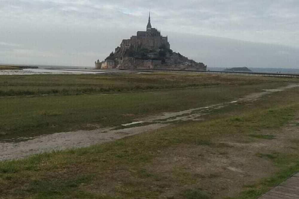 Photo of Others in Montaigu-les-Bois