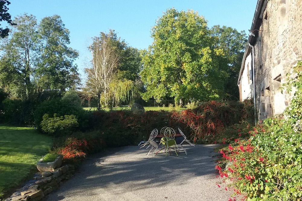 Photo of Outdoor in Montaigu-les-Bois