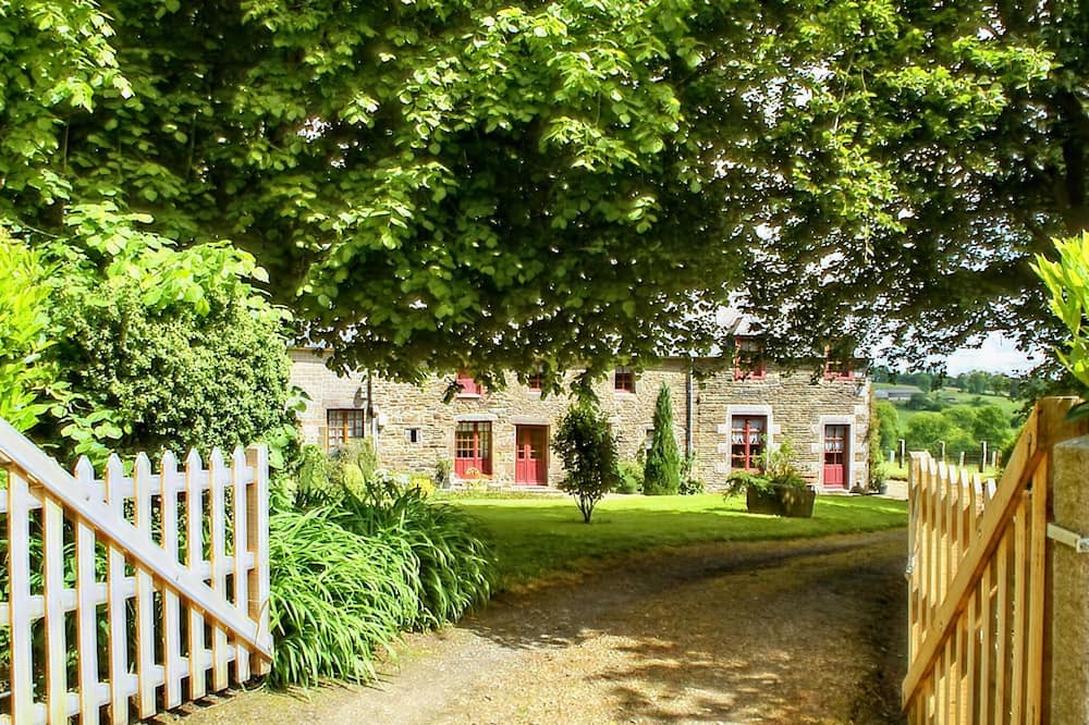 Photo of Others in Montaigu-les-Bois