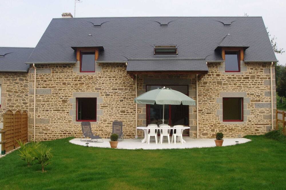 Photo of Outdoor in Isigny-le-Buat