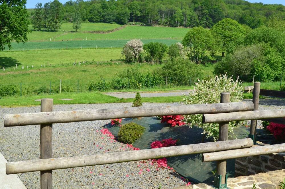 Photo of Outdoor in Isigny-le-Buat