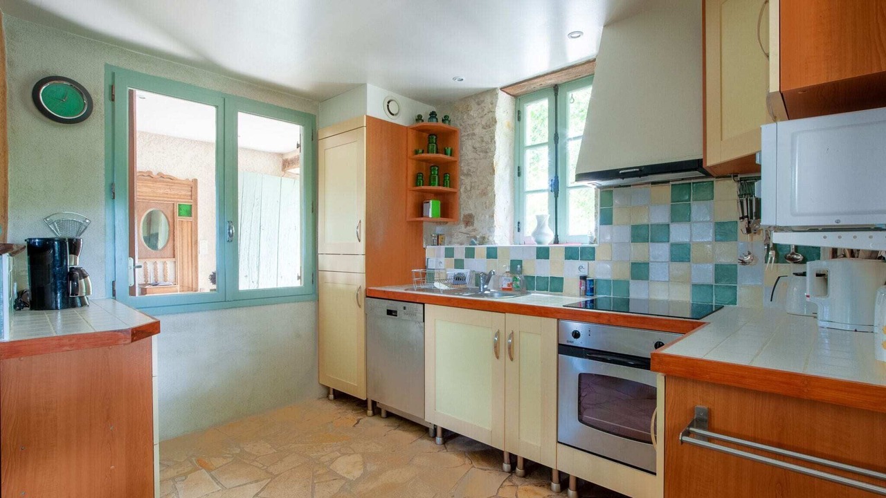 Photo of Kitchen in Degagnac