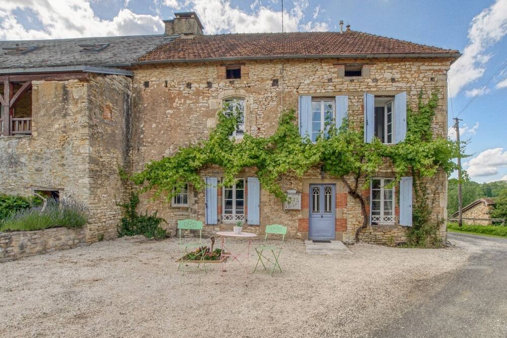 Photo of Outdoor in Degagnac