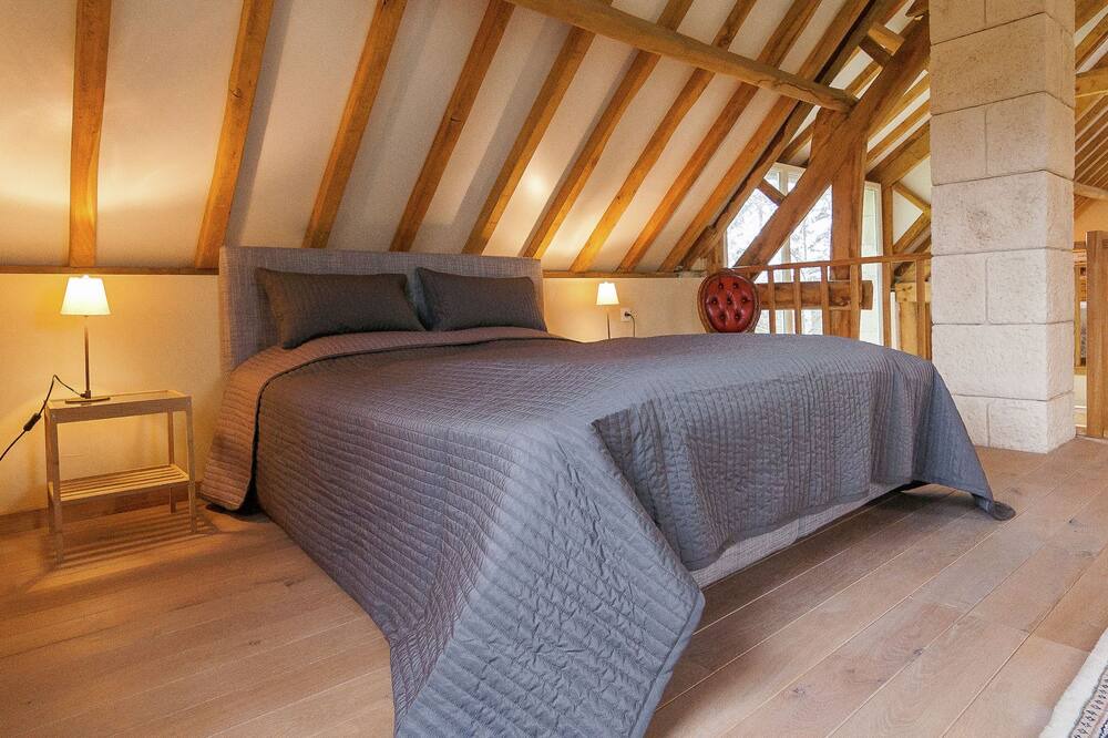 Photo of Others in Auriac