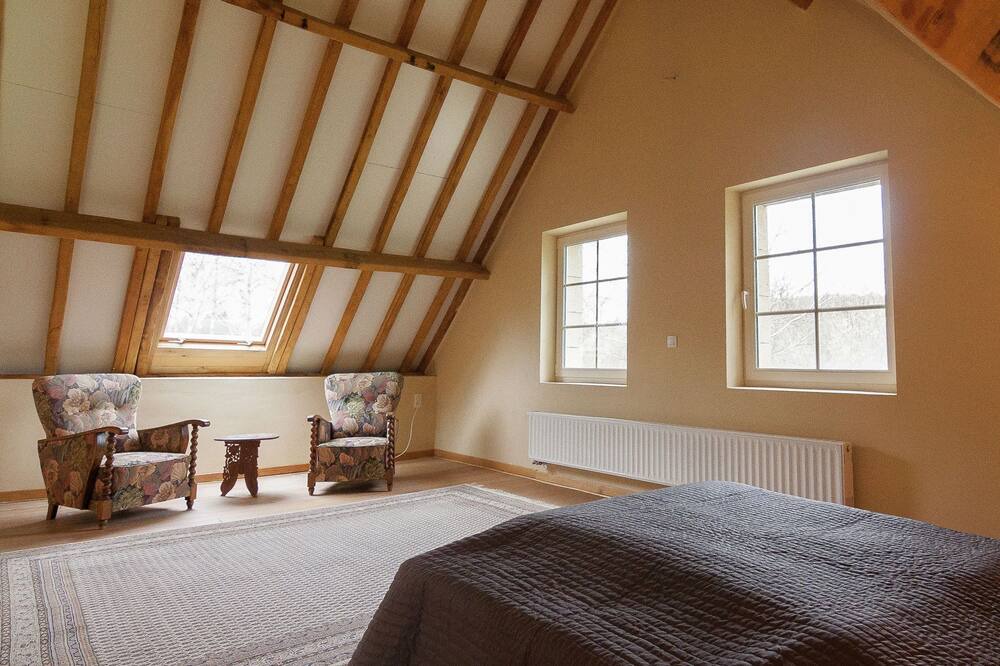 Photo of Others in Auriac