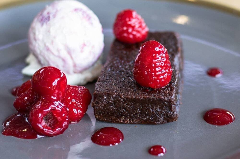 Photo of Others in Annan