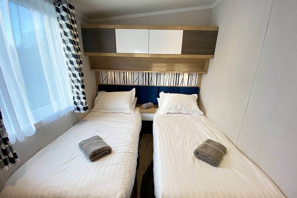 Photo of Others in Annan