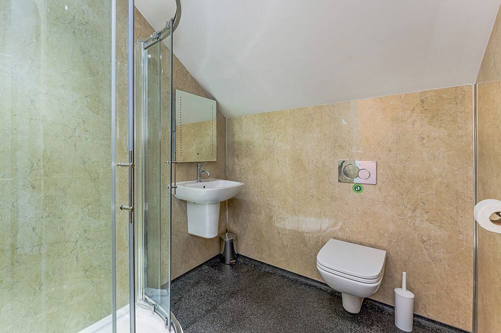 Photo of Bathroom in Mortehoe