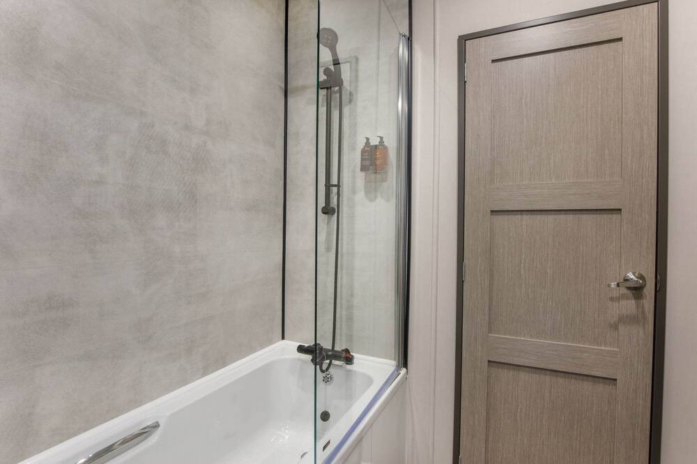 Photo of Bathroom in Scawton