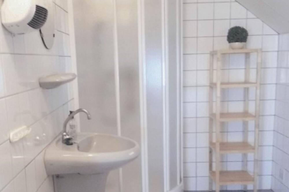 Photo of Bathroom in Daumazan-sur-Arize