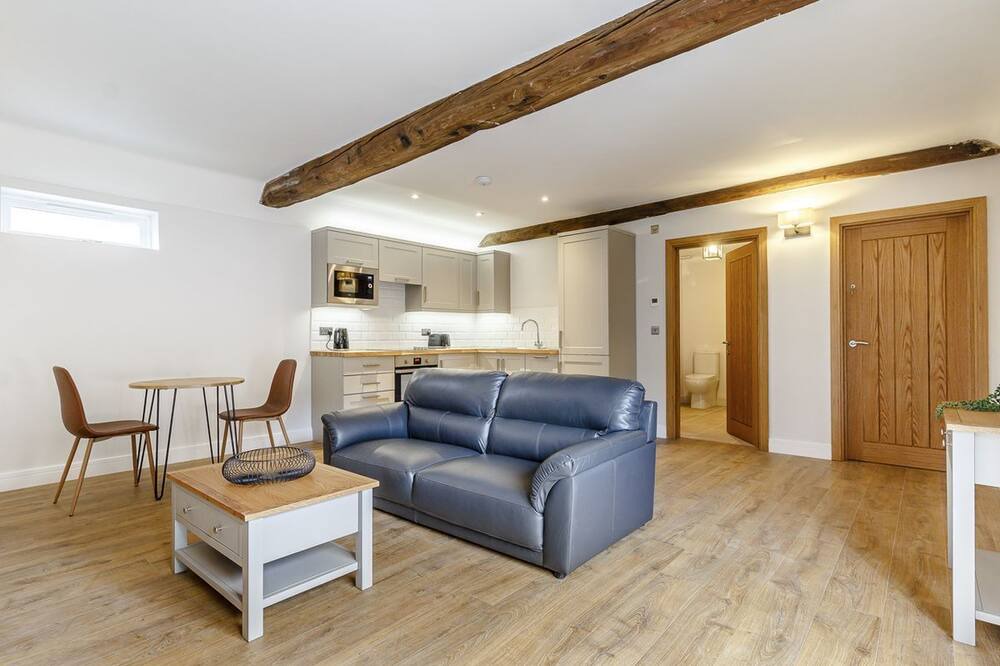 Photo of Others in Mansfield