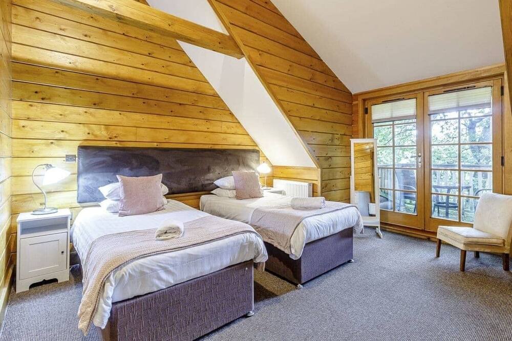 Photo of Others in Mansfield