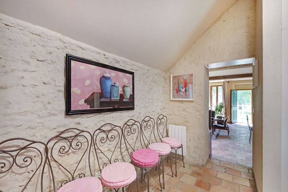 Photo of Livingroom in Raizeux