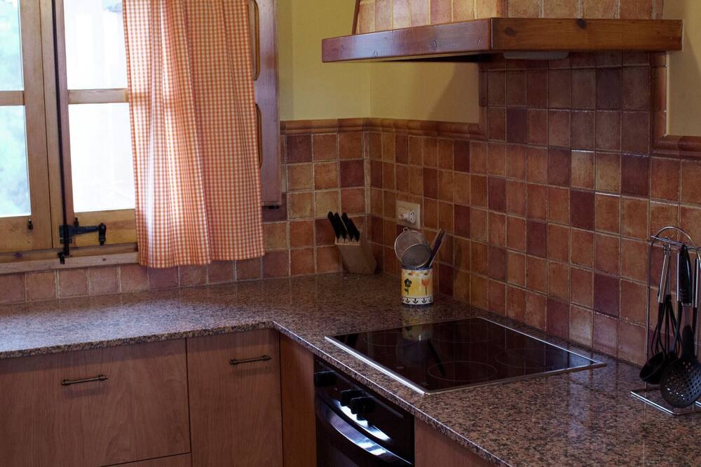 Photo of Kitchen in Maians