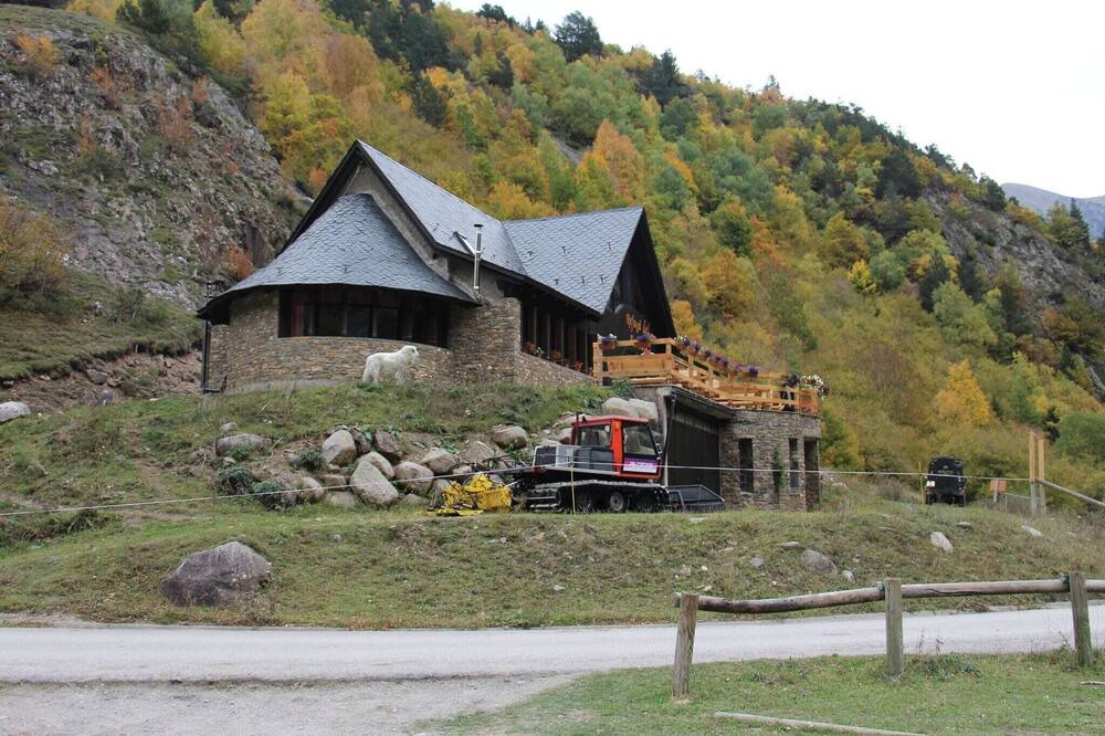 Photo of Outdoor in Isavarre