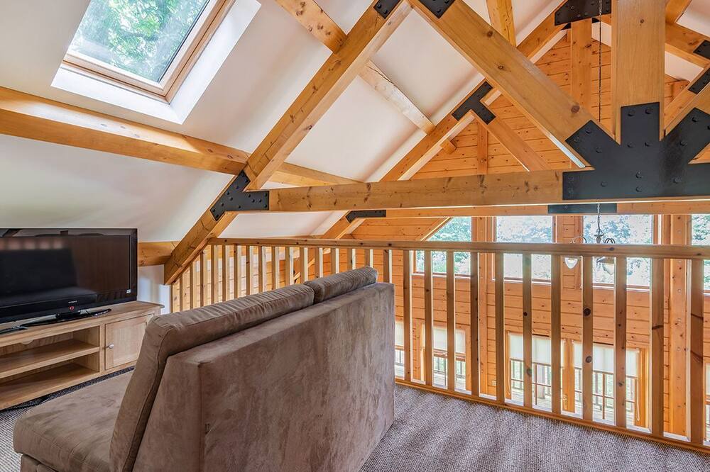 Photo of Others in Mansfield