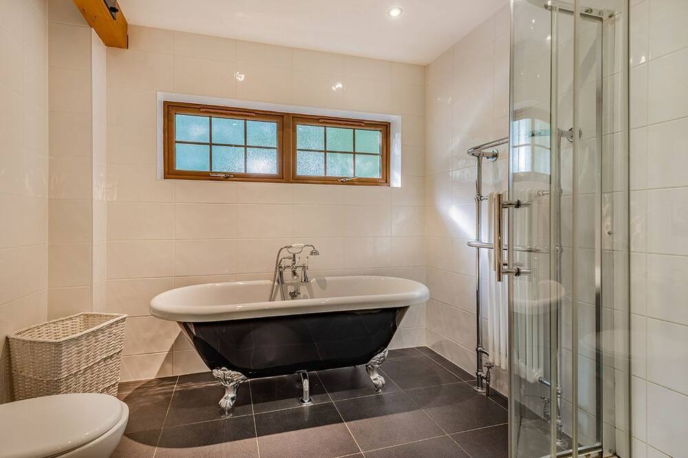 Photo of Others in Mansfield