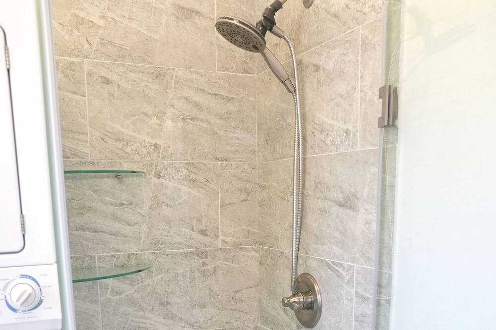 Photo of Bathroom in Southwest Garden
