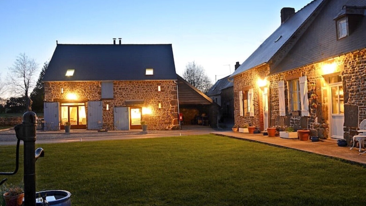 Photo of Outdoor in Saint-Aubin-Fosse-Louvain