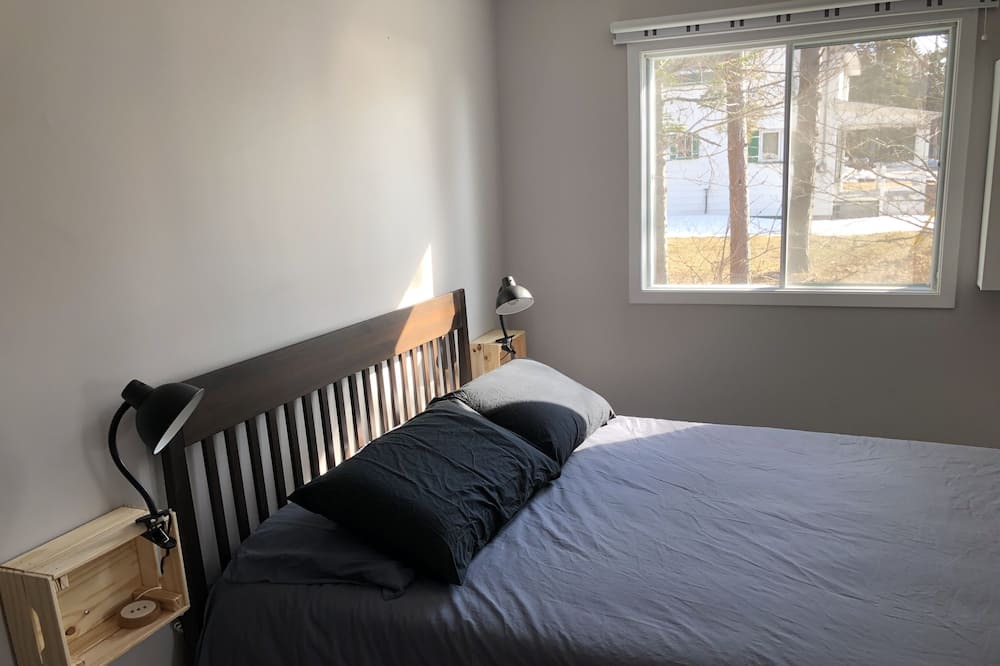 Photo of Bedroom in Saint-Simon