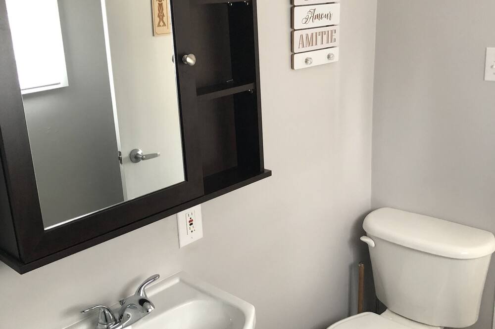 Photo of Bathroom in Saint-Simon
