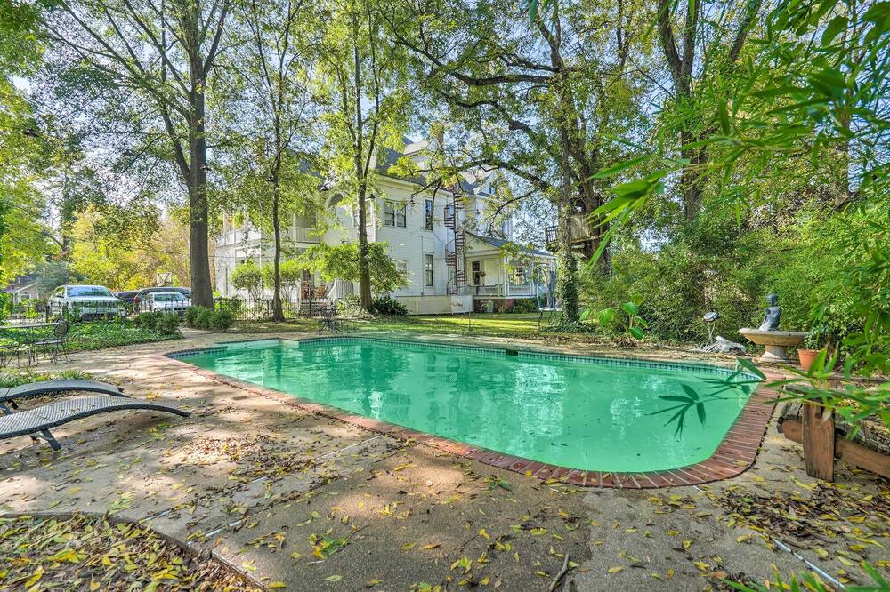 Photo of Outdoor in Fairfield Historic District