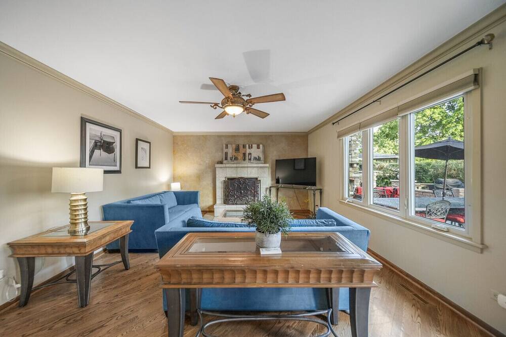 Photo of Livingroom in Forestview