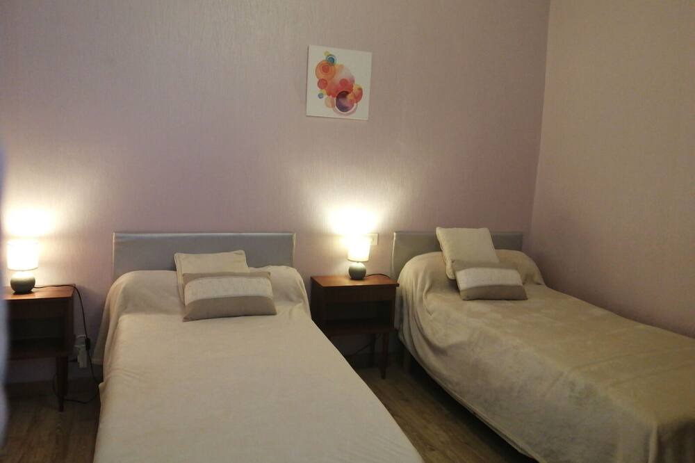 Photo of Bedroom in Auzits