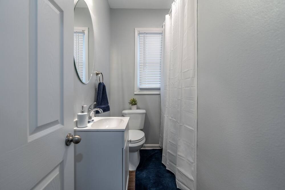 Photo of Bathroom in Hillcrest