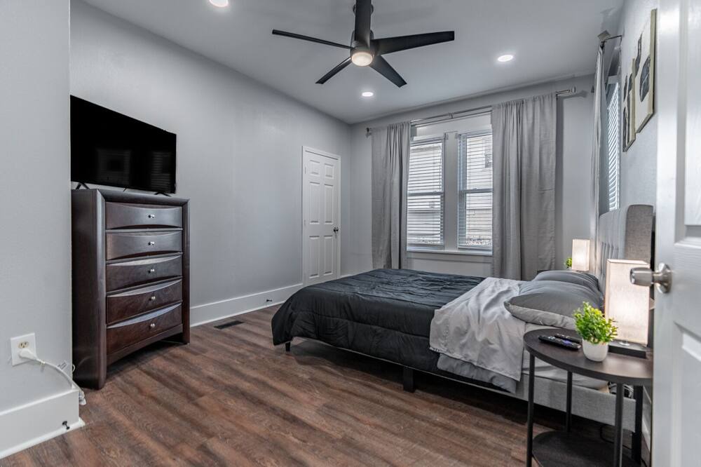 Photo of Bedroom in Hillcrest