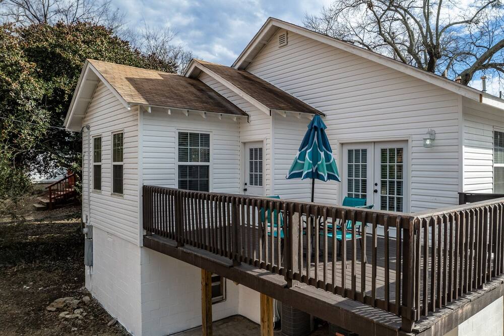 Photo of Outdoor in Hillcrest