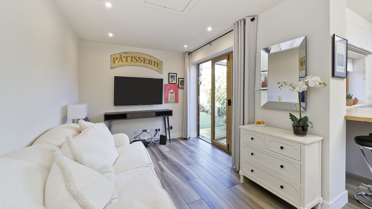 Photo of Others in East Sheen