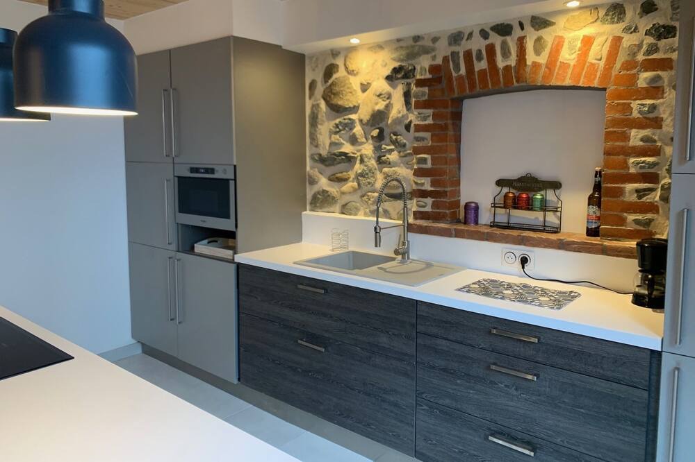 Photo of Kitchen in Presilly