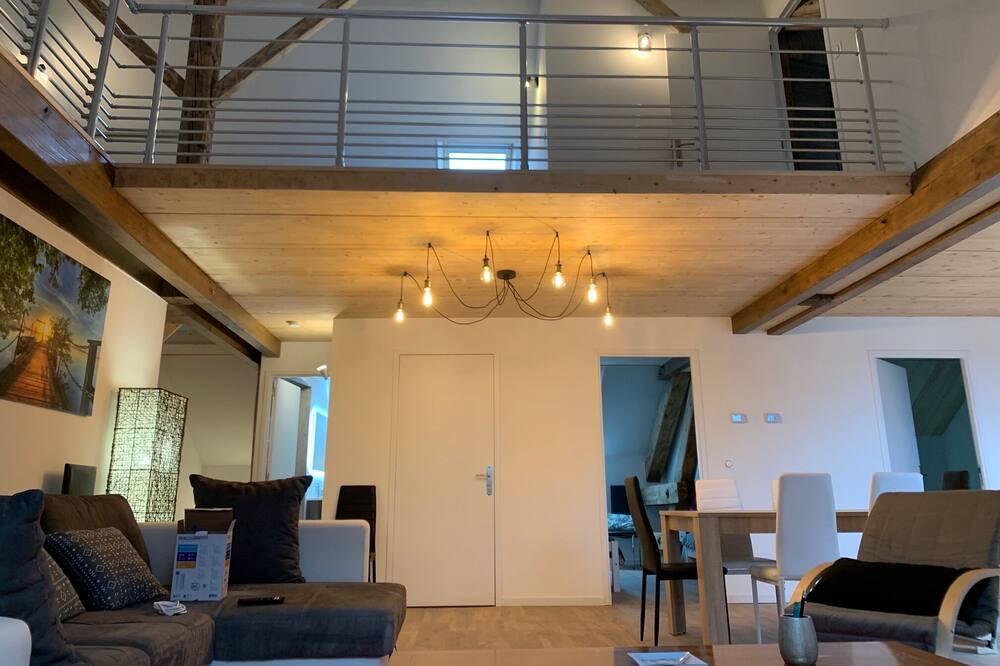 Photo of Others in Presilly