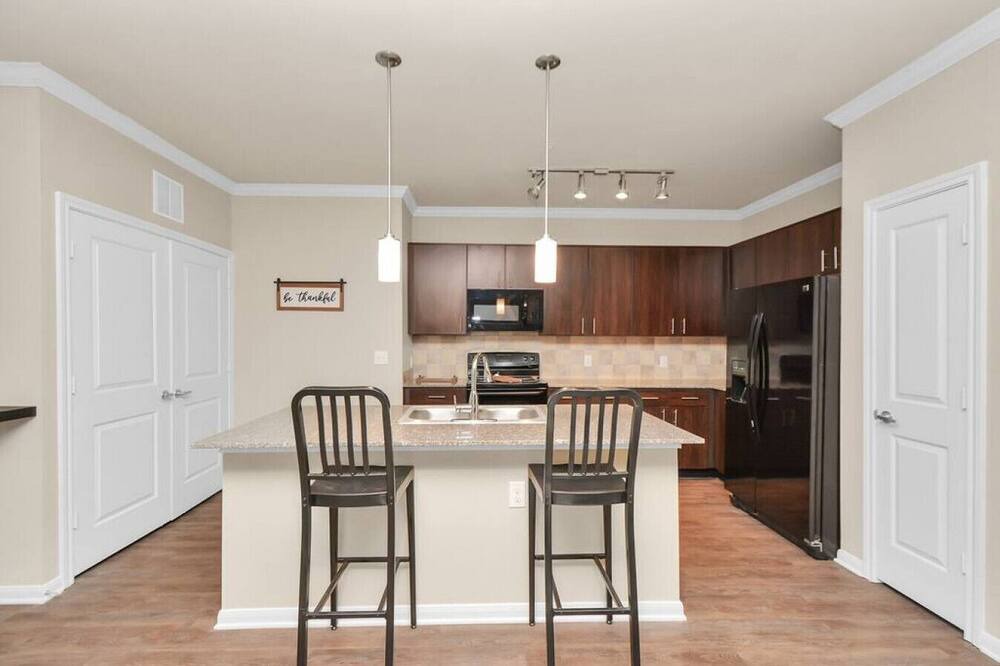 Photo of Others in Lazybrook/Timbergrove