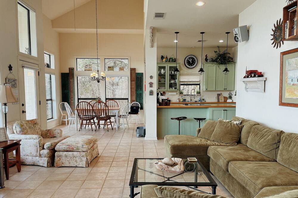 Photo of Livingroom in Temple