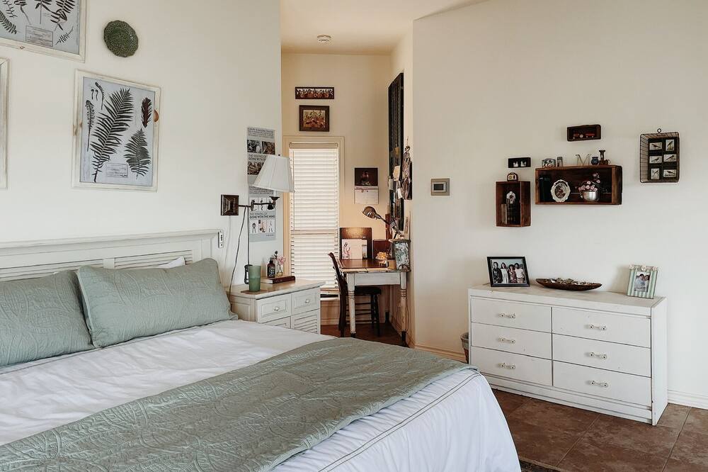 Photo of Bedroom in Temple